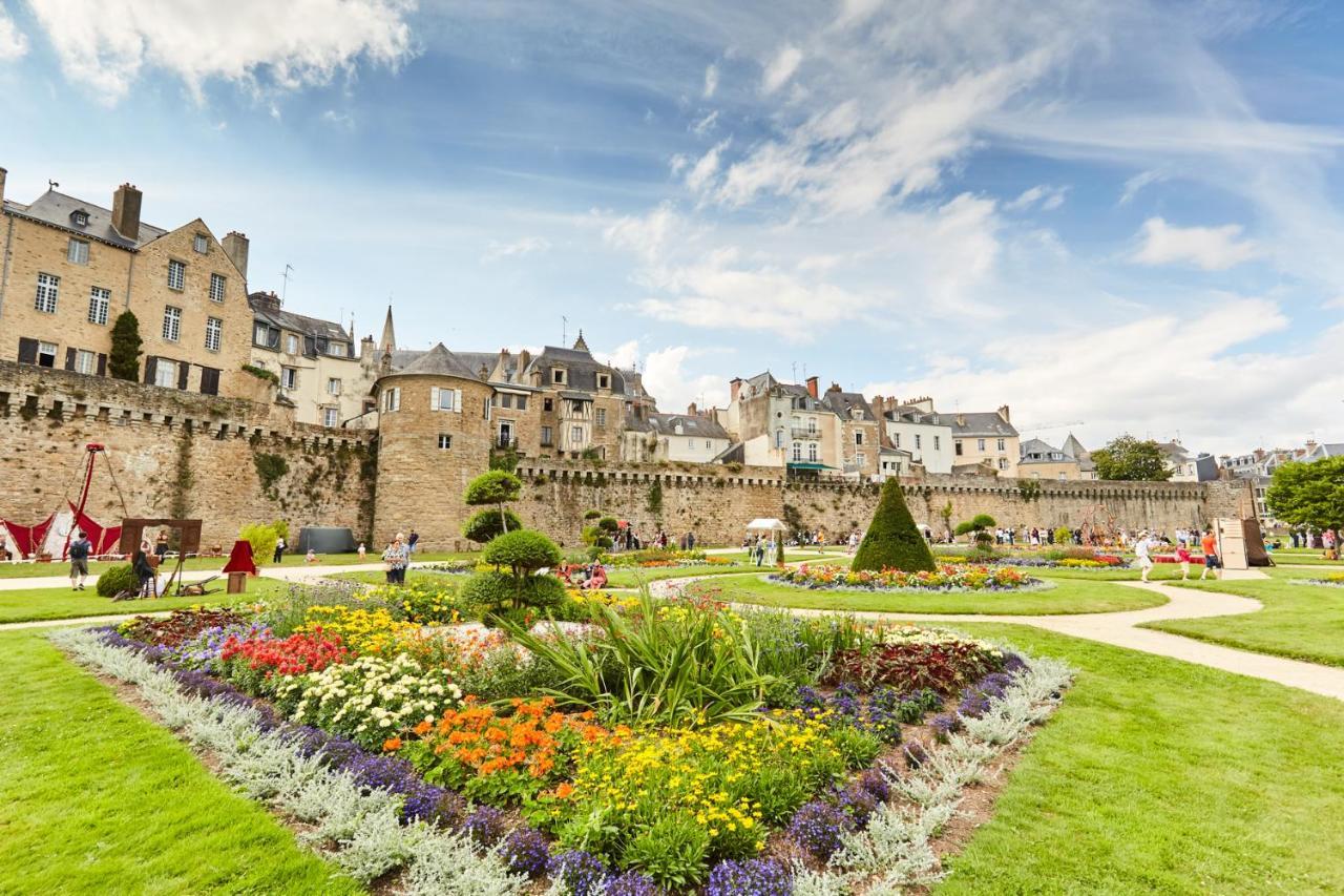 Studio Tout Confort Avec Vue Cathedrale A St Patern Vannes-Centre Daire Dış mekan fotoğraf